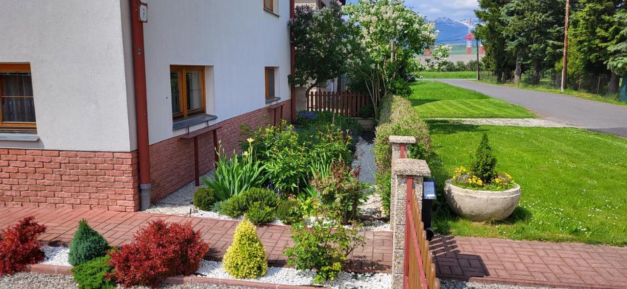Privat Nika Hotel Závažná Poruba Exterior foto